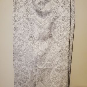 "Jean Pierre" brand gray and silver shower curtain.